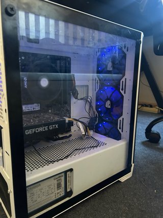PC Gaming Ryzen 5 4650G 1660 Ti 16GB RAM 1TB SSD