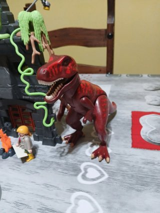 Playmobil Ruinas con Dinosaurio y Figuras