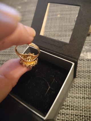 Anello antico con punzone