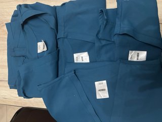 Blusa clínica Velilla color verde azulado
