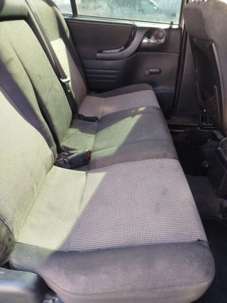 Coche plateado