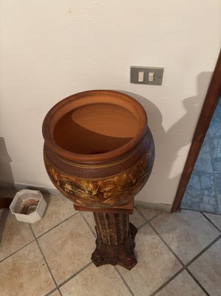 Conjunto Decorativo Clásico: Jarrón + Pedestal