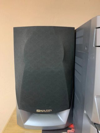 Minicadena Sharp CD-C607 + altavoces