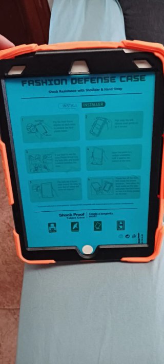Funda protectora para tablet naranja