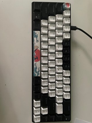Teclado Mecánico 65% Negro y Blanco
