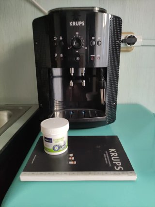 Cafetera superautomática KRUPS. Mod. Roma + REGALO