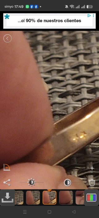 Anello in oro con pietre