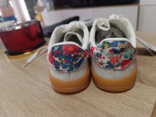Zapatillas Adidas Gazelle Multicolor Blancas