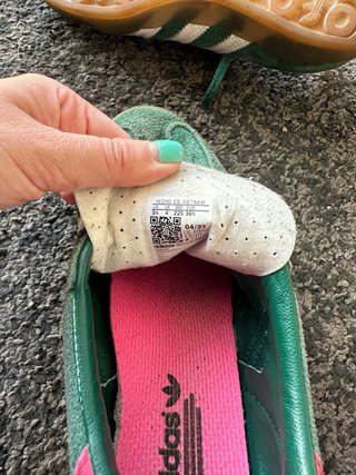 Zapatillas Adidas Gazelle mujer verde y rosa