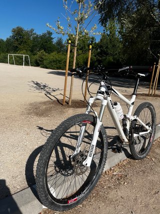 Bicicleta KTM Lycan 273