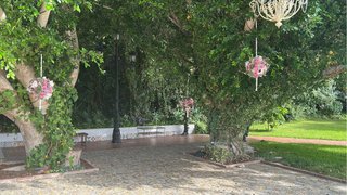 2 Bolas colgantes de Flores de tela con Macramé