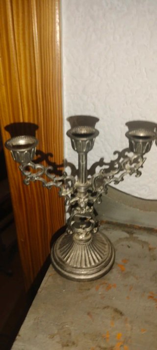 Candelabro de plata antiguo