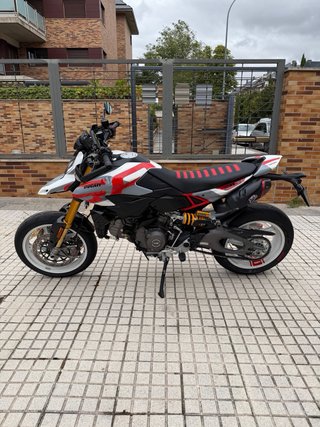 Ducati Hypermotard 890 SP
