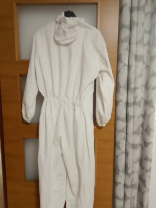 Mono de trabajo blanco