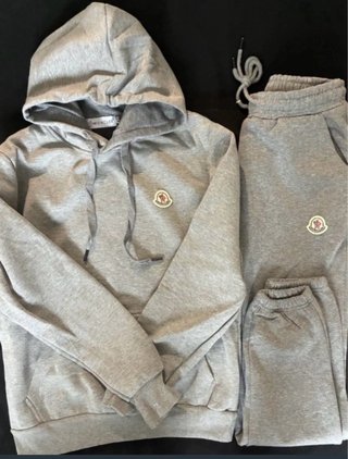 Tuta Moncler Grigia