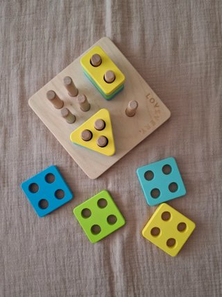 Lovevery Puzzle Apilar Madera
