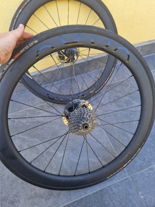 Set di ruote Oquo RP 45 Team in carbonio