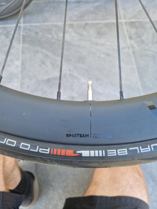 Set di ruote Oquo RP 45 Team in carbonio