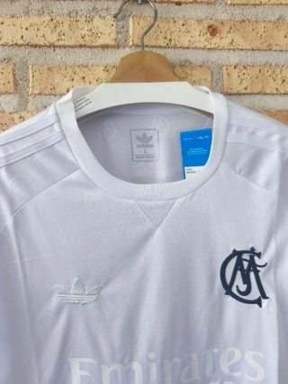 Camiseta Real Madrid 125 Aniversario Talla M