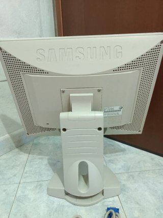 Monitor Samsung Syncmaster 171S funzionante