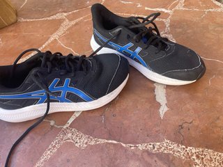 Zapatillas Asics niño negras y azules