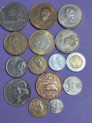 Lote de monedas antiguas mexicanas