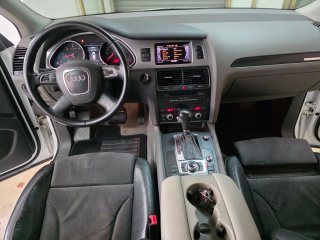 Audi Q7 2010