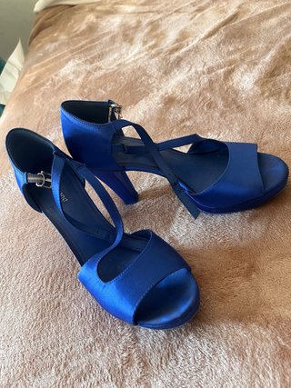 Zapatos de tacón azul