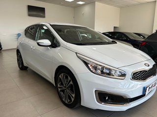 KIA Ceed 1.6 CRDI 136 CV AUTOMÁTICO 2017