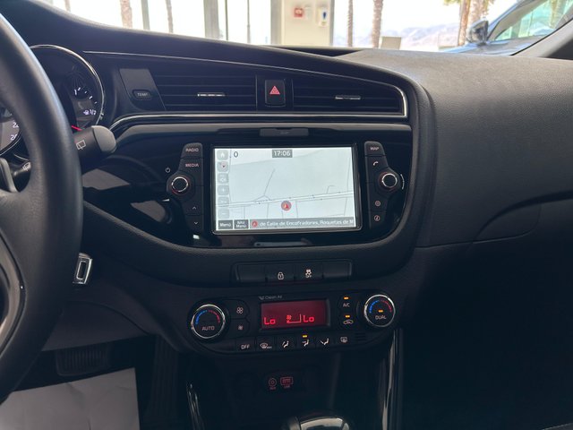 KIA Ceed 1.6 CRDI 136 CV AUTOMÁTICO 2017