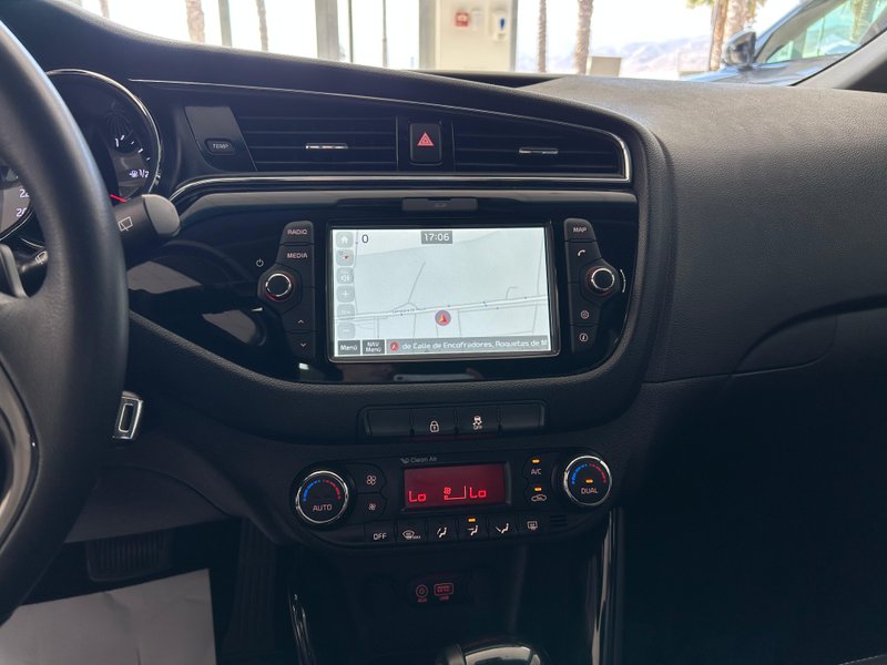 Kia cee'd 1.6 CRDi VGT GT Line Pack .Lux. DCT 2017, foto 29