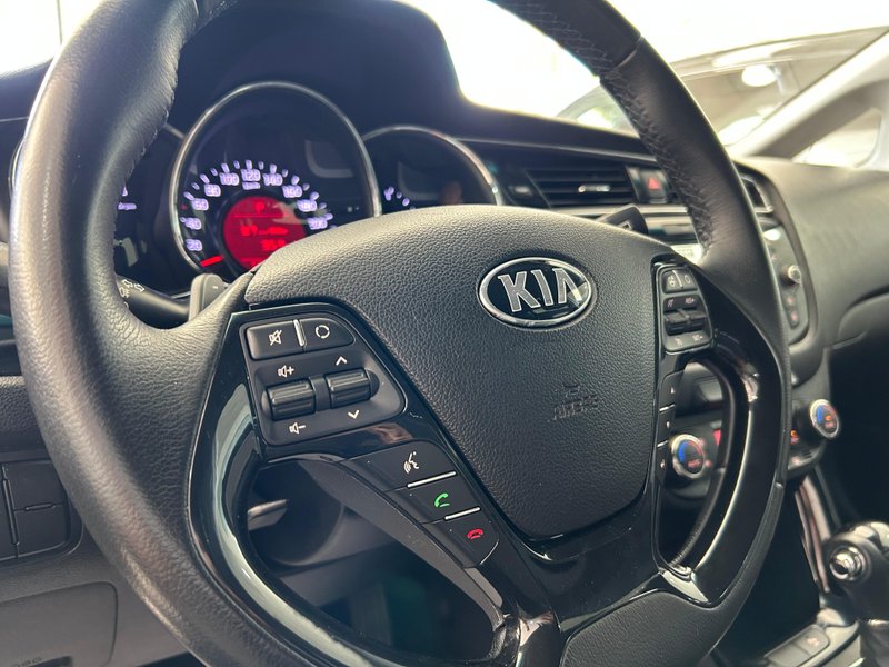Kia cee'd 1.6 CRDi VGT GT Line Pack .Lux. DCT 2017, foto 31