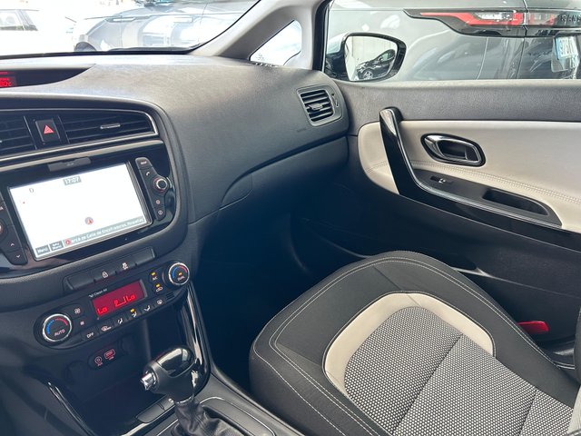 KIA Ceed 1.6 CRDI 136 CV AUTOMÁTICO 2017