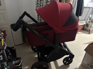 Carrito Jane Capazo y Sillita Rojo