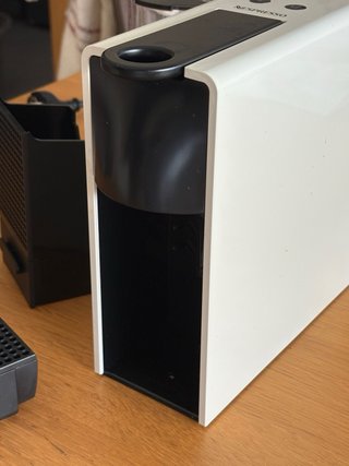 Cafetera Nespresso Krups Essenza Mini Blanca