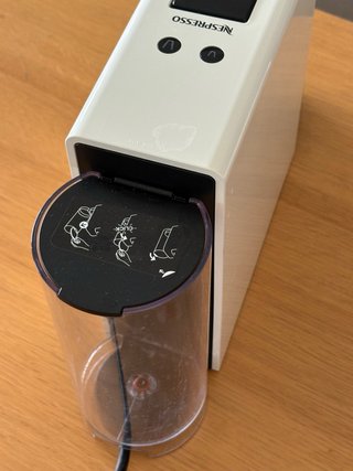 Cafetera Nespresso Krups Essenza Mini Blanca