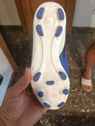 Botas Fútbol Nike Niño Talla 34