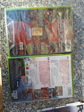 Xbox: Deus Ex,Guilty Gear,Pool Shar,club foottball