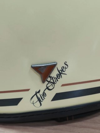 Casco JET By-City Two Strokes Beige