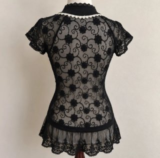 Blusa de encaje negro gótica victoriana