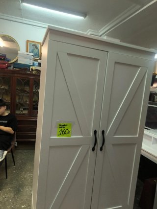Armario blanco madera nuevo