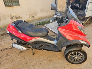 piaggio mp3 125