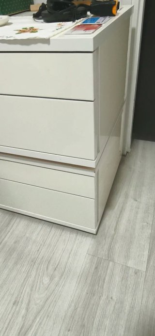 Mesitas de noche blancas lacadas