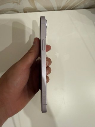 iPhone 14 Plus Morado