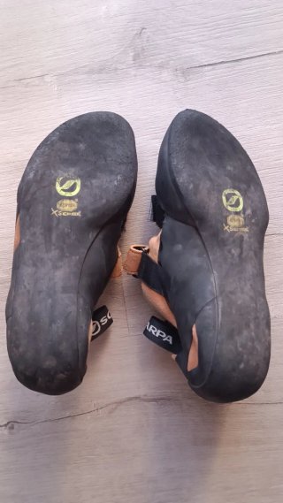 Pies de gato Scarpa Vapor V