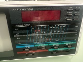 Radio TV Despertador MultiTech