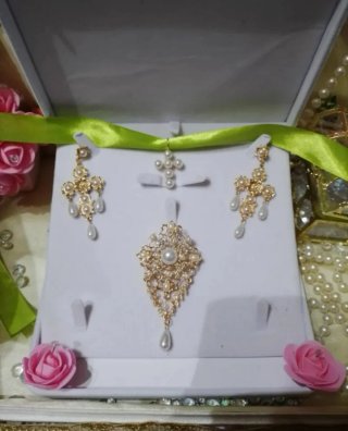 Aderezo Fallera Dorado y Perlas