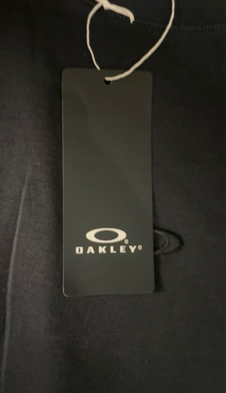 Maglietta Oakley nera
