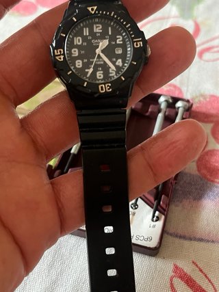 Orologio Casio LRW-200H Nero