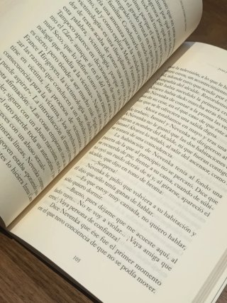 HAY ALGO QUE NO ES COMO ME DICEN (Spanish Edition)